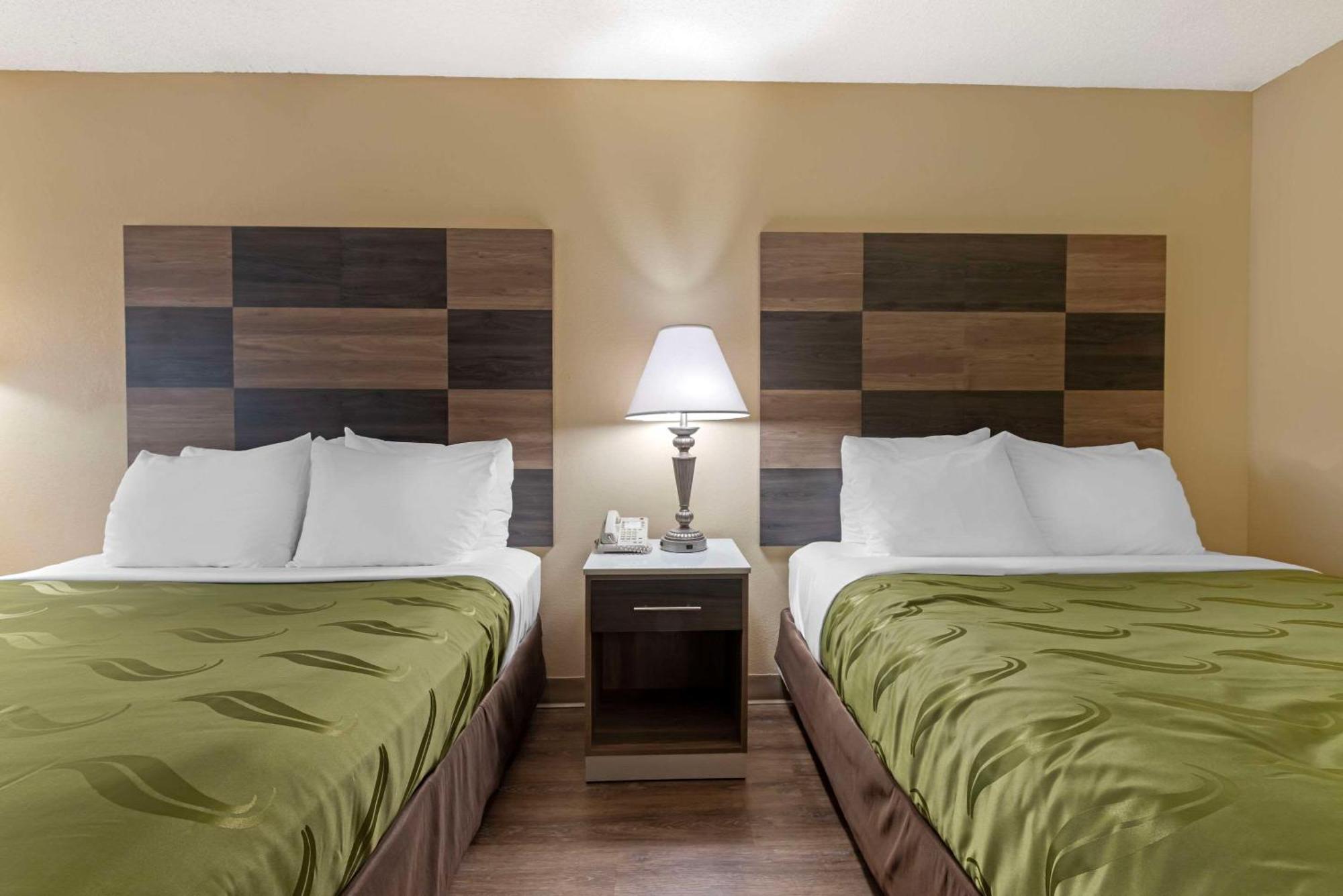 Quality Inn במיג'י מראה חיצוני תמונה