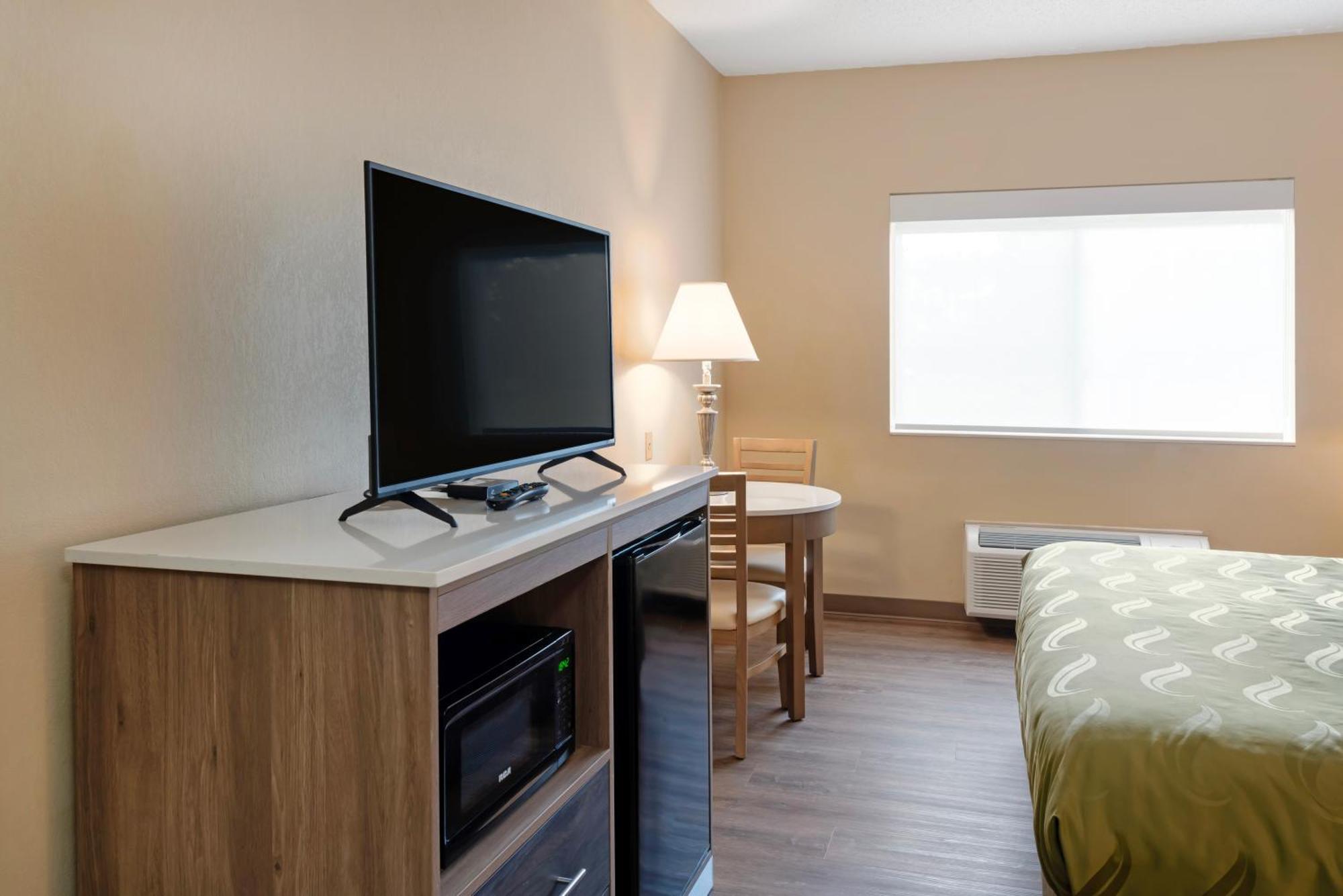 Quality Inn במיג'י מראה חיצוני תמונה